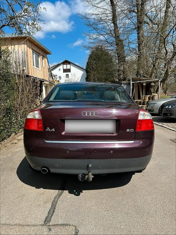 Occasion Audi A4 130 ch (95 kW) 2001 Rouge Berline