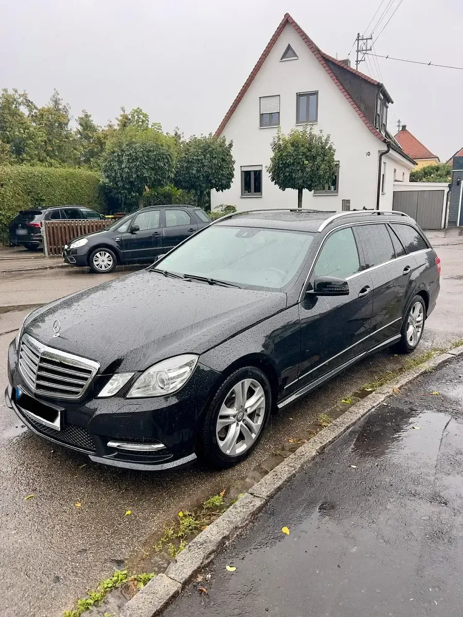 Gebraucht Mercedes E300 Avantgarde 231 PS (169 kW) 2012 Schwarz Kombi