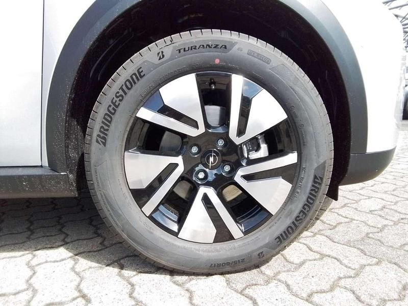 Neu Opel Frontera 83 kW (113 PS) 2025 Kristall silber SUV