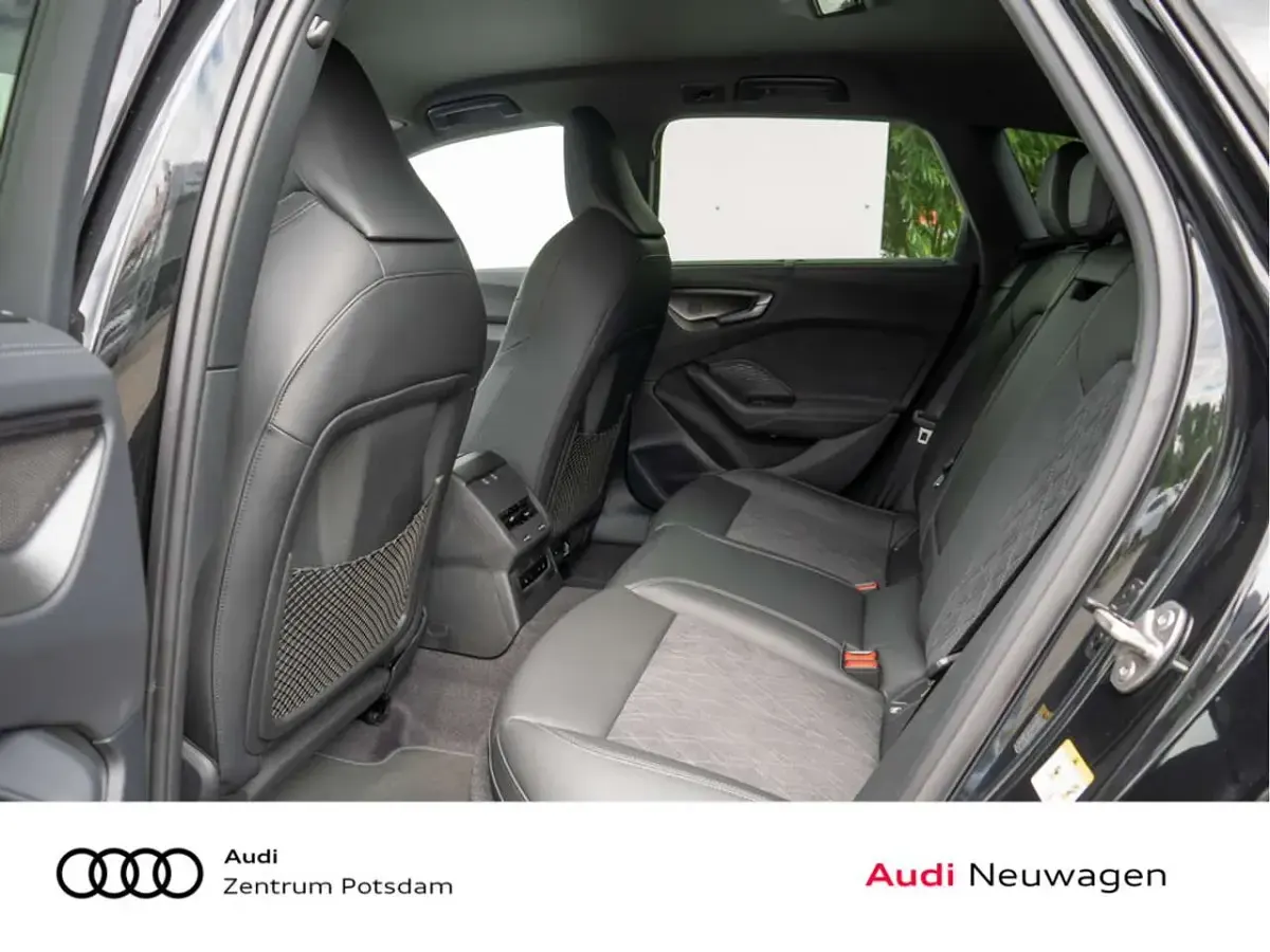 Neu Audi A5 Sport 204 PS (150 kW) 2026 Mythosschwarz Kombi