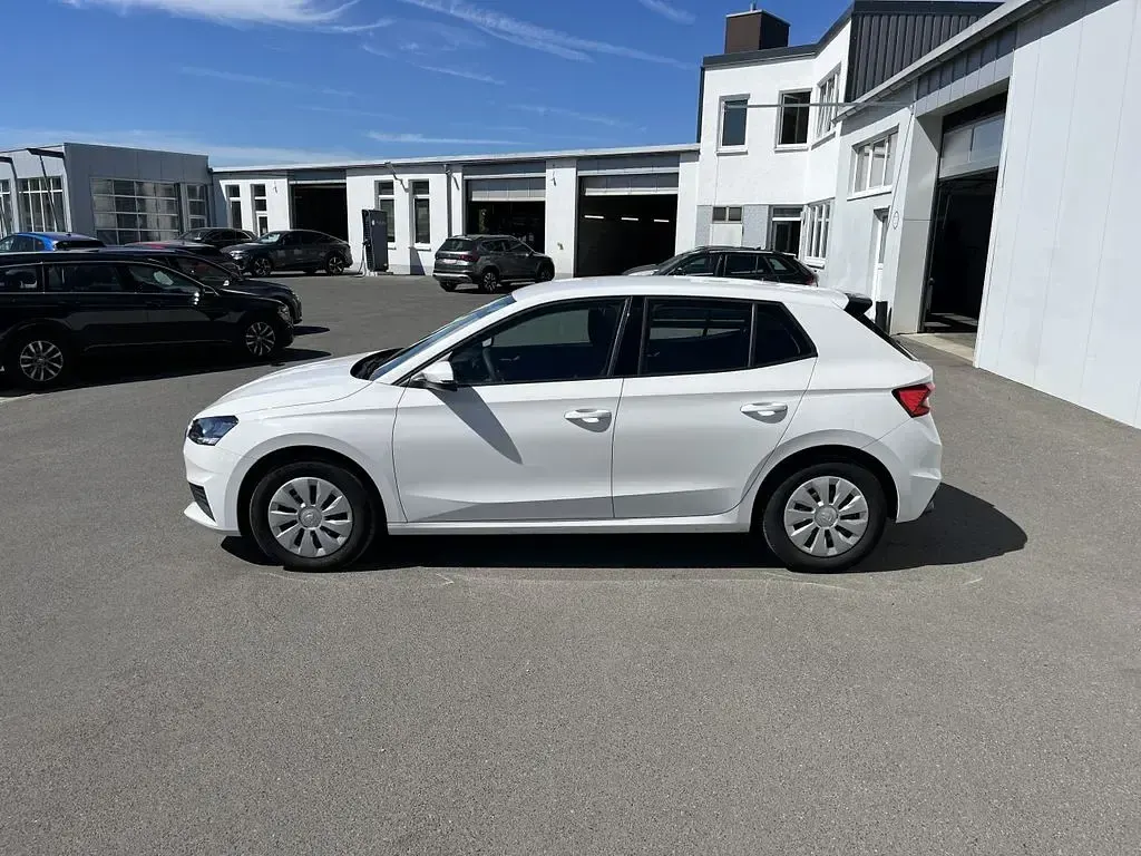 Używany Skoda Fabia Active 65 KM (47 kW) 2022 Biały Hatchback