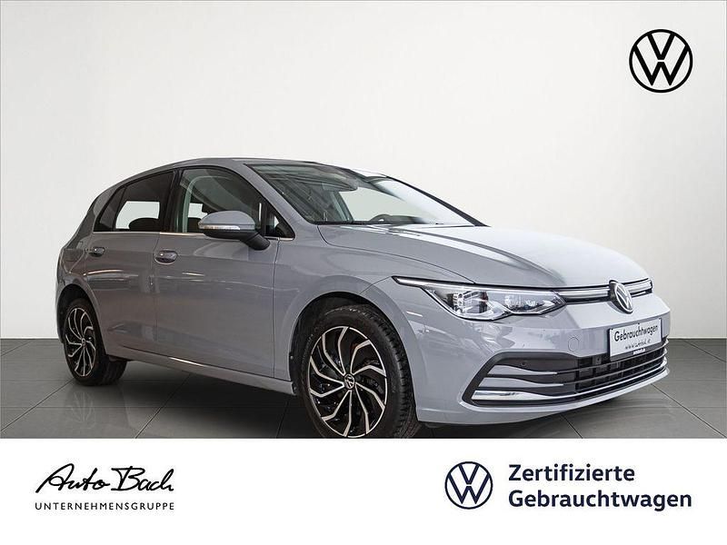 Grau (mondsteingrau) Gebraucht 2022 VW Golf VIII Style Limousine | 22.980 € (Fairer Preis) - Bild 1/4