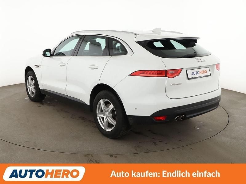 Gebraucht Jaguar F-Pace Prestige 179 PS (131 kW) 2019 Weiß SUV
