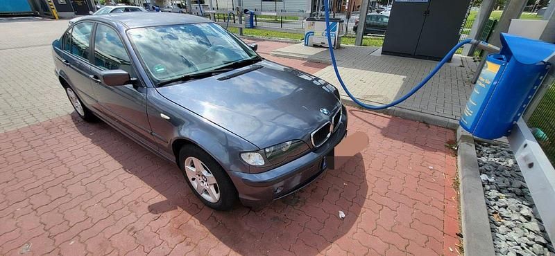 Gebraucht BMW 316 115 PS (84 kW) 2002 Andere farben Limousine
