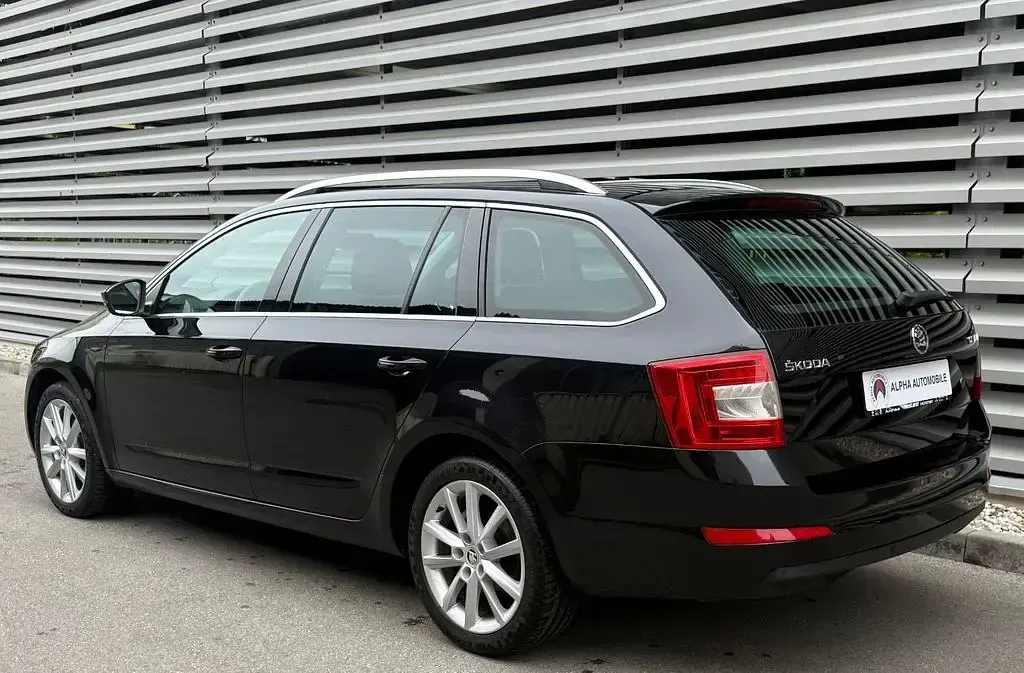 Gebraucht Skoda Octavia Elegance 140 PS (102 kW) 2014 Schwarz Kombi