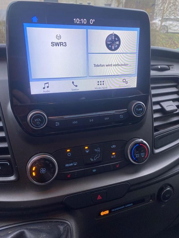 Gebraucht Ford Transit Custom 105 PS (77 kW) 2018 Weiß Van / Kleinbus