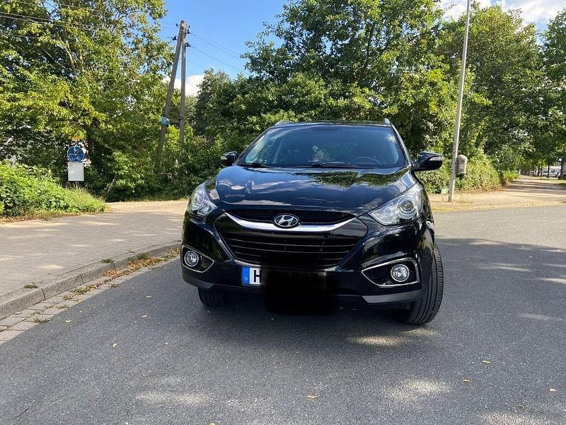 Gebraucht Hyundai ix35 Edition 135 PS (99 kW) 2012 Schwarz SUV