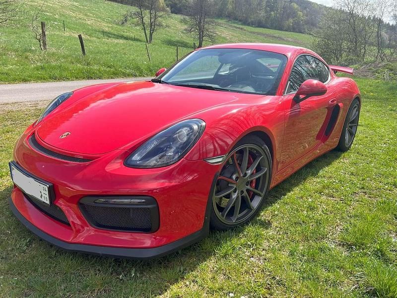 Rot Gebraucht 2015 Porsche Cayman GT4 Coupé | 95.981 € (Etwas zu teuer) - Bild 1/4