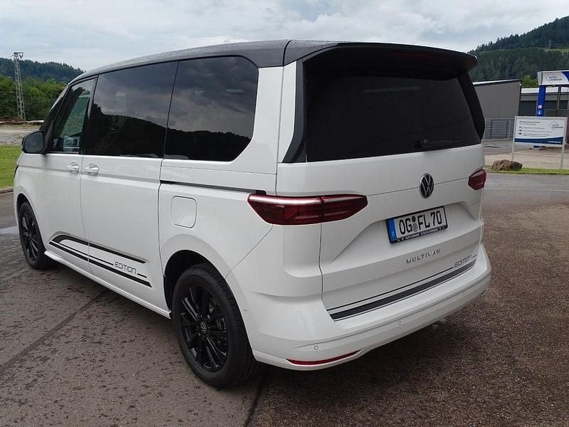 Gebraucht VW T7 Edition 150 PS (110 kW) 2025 Weiß Van