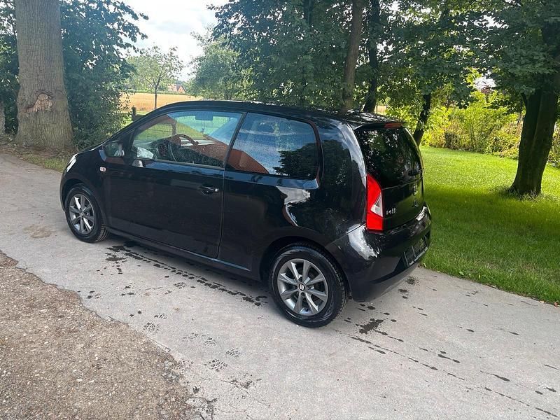 Schwarz Gebraucht 2012 VW up! Kleinwagen | 5.610 € (Fairer Preis) - Bild 1/4