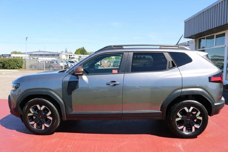 Grau Gebraucht 2024 Dacia Duster Extreme SUV | 26.790 € (Fairer Preis) - Bild 1/4