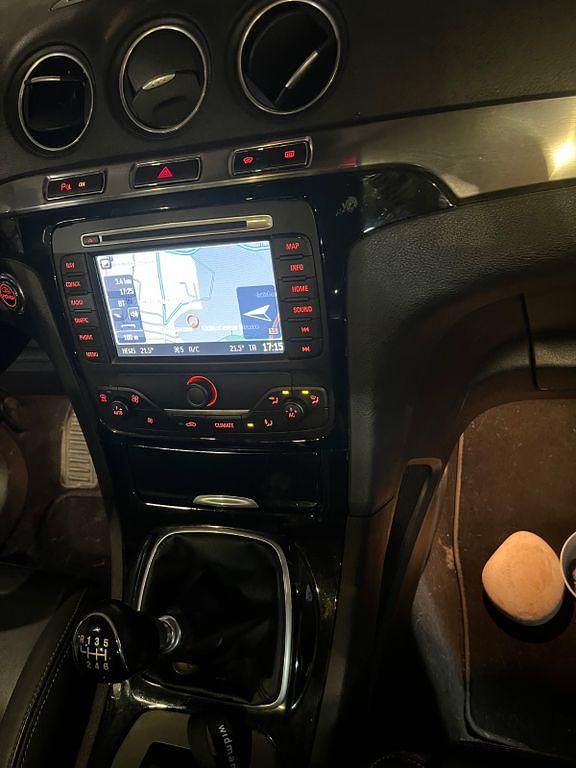 Silber Gebraucht 2013 Ford S-MAX Titanium Van / Kleinbus | 7.500 € (Fairer Preis) - Bild 1/4