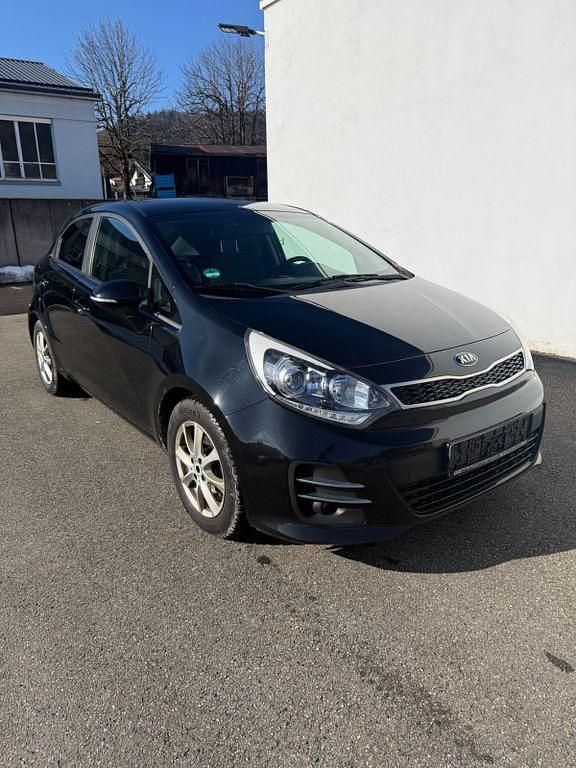 Gebraucht Kia Rio 75 PS (55 kW) 2017 Schwarz Limousine