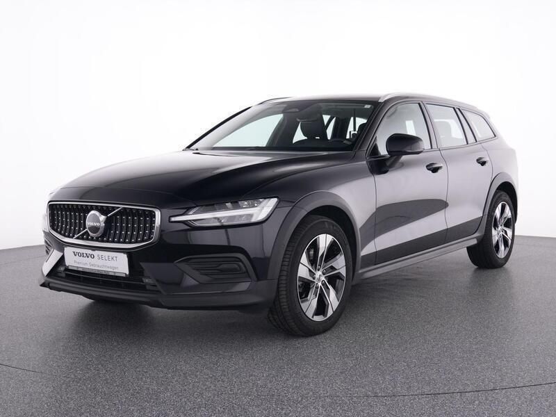Gebraucht Volvo V60 CC Plus 197 PS (144 kW) 2023 Schwarz Kombi