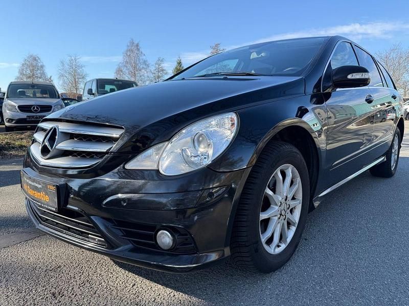 Gebraucht Mercedes R320 224 PS (164 kW) 2007 Schwarz Van / Kleinbus
