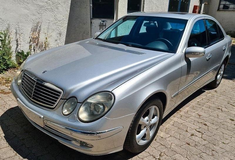 Gebraucht Mercedes E420 314 PS (230 kW) 2006 Silber Limousine