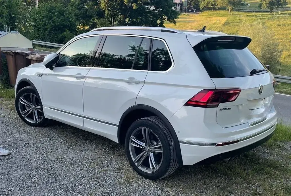 Gebraucht VW Tiguan R-line 190 PS (139 kW) 2019 Weiß SUV