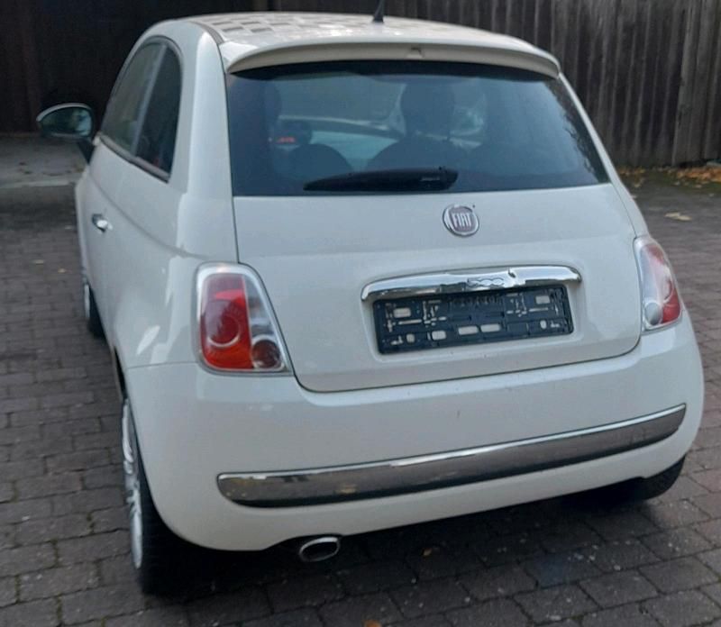 Gebraucht Fiat 500 70 PS (51 kW) 2010 Weiß Kleinwagen