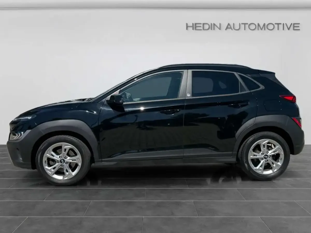 Gebraucht Hyundai Kona Edition 30 120 PS (88 kW) 2022 Schwarz SUV
