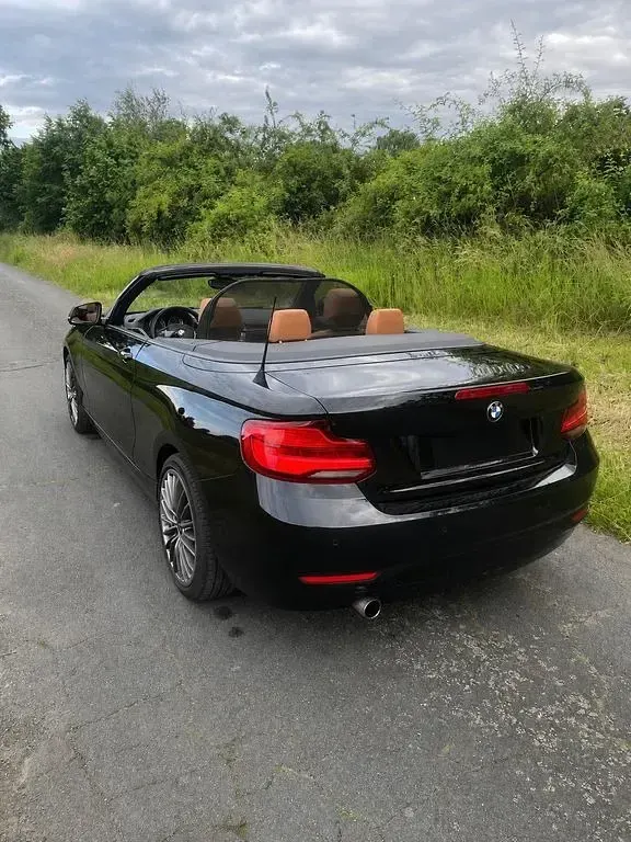 Gebraucht BMW 218 136 PS (100 kW) 2018 Schwarz Cabrio