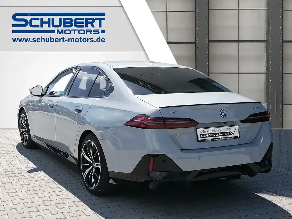 Gebraucht BMW i5 M Sport 250 kW (340 PS) 2023 Grau Limousine