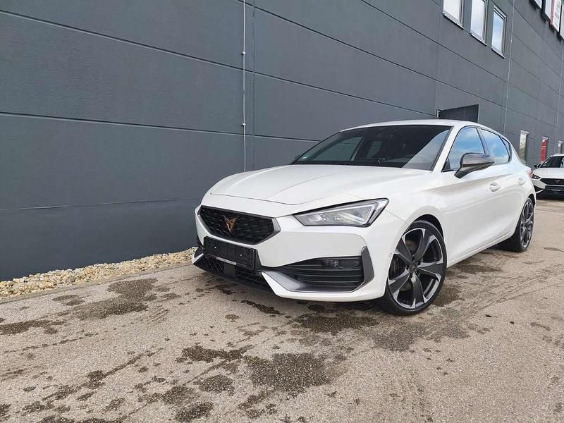 Gebraucht Cupra Leon VZ 245 PS (180 kW) 2024 Weiss Limousine