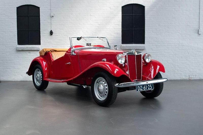 Rot Gebraucht 1953 MG TD Cabrio | 34.500 € - Bild 1/4