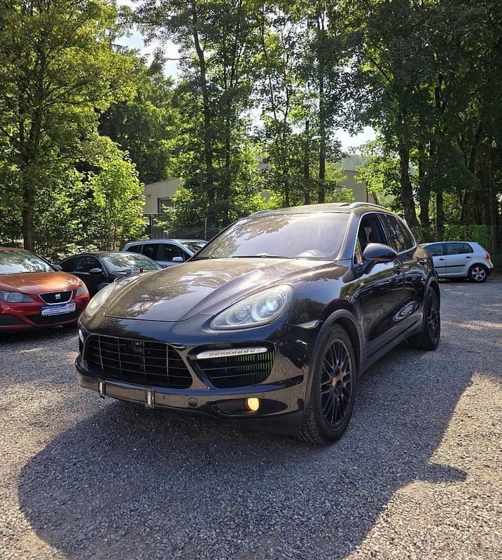 Schwarz Gebraucht 2011 Porsche Cayenne Turbo SUV | 17.000 € - Bild 1/4