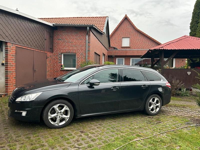 Schwarz Gebraucht 2014 Peugeot 508 Kombi | 5.990 € (Etwas zu teuer) - Bild 1/3