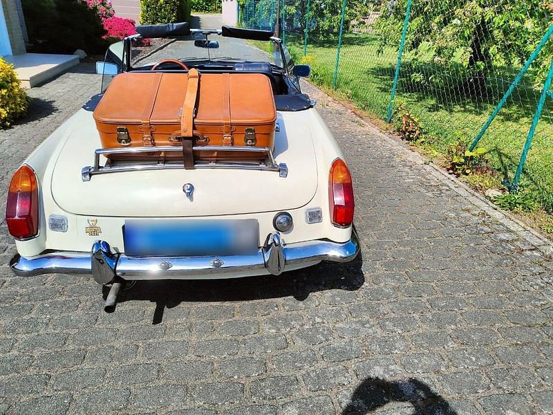 Gebraucht MG B 95 PS (69 kW) 1977 Weiß Cabrio
