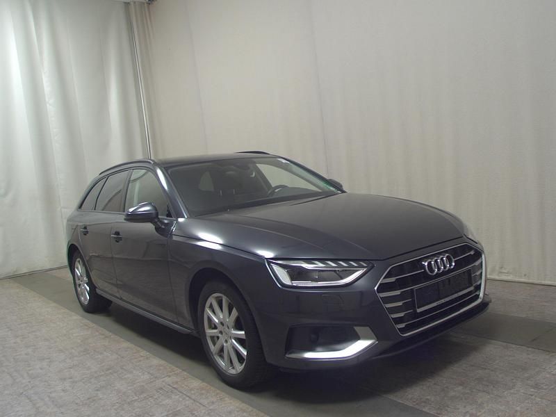 Second-hand Audi A4 Advanced 204 CP (150 kW) 2022 Gri Break