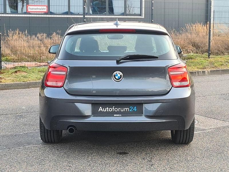 Gebraucht BMW 116 Advantage 136 PS (100 kW) 2013 Grau Kleinwagen