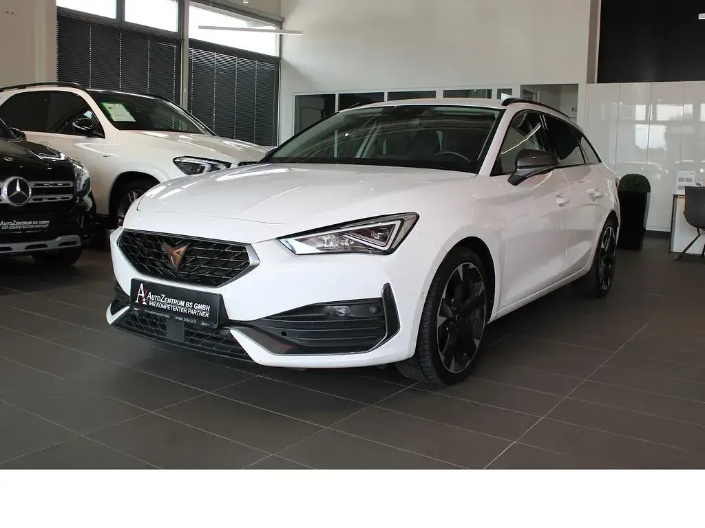Usata Cupra Leon 150 CV (110 kW) 2024 Bianco Berlina