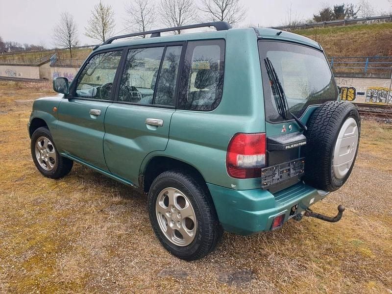 Gebraucht Mitsubishi Pajero Comfort Edition 114 PS (83 kW) 2002 Grün SUV
