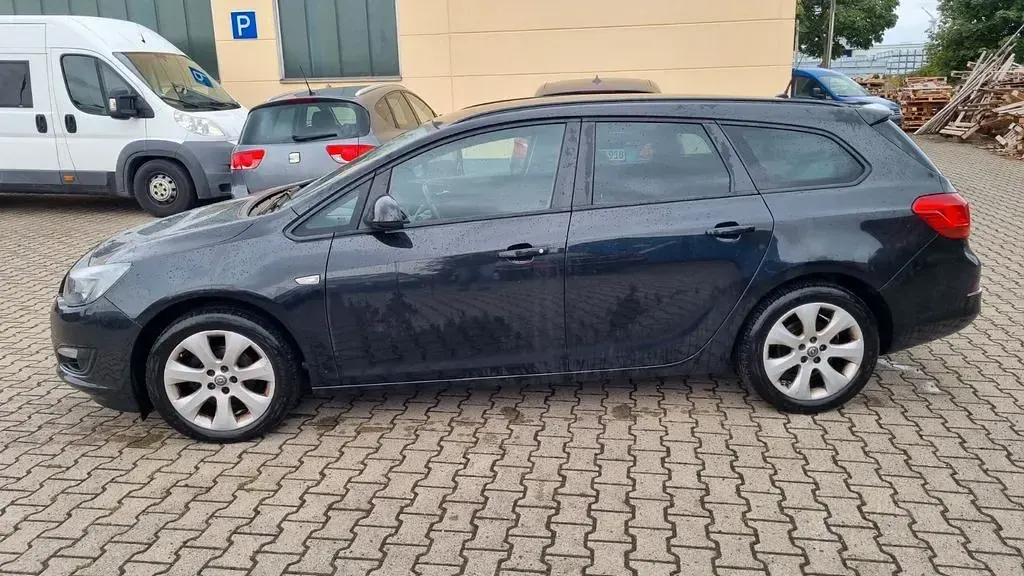 Gebraucht Opel Astra Style 120 PS (88 kW) 2015 Schwarz Kombi