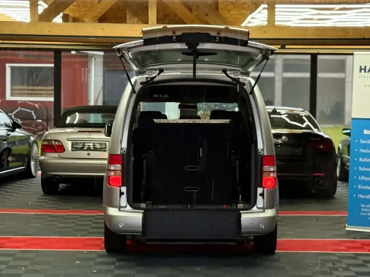 Gebraucht VW Caddy Maxi 140 PS (102 kW) 2012 Silber Van / Kleinbus