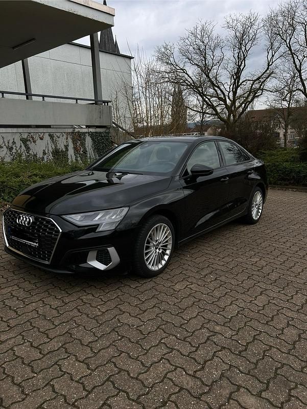 Schwarz Gebraucht 2020 Audi A3 Limousine | 24.500 € (Teuer) - Bild 1/4
