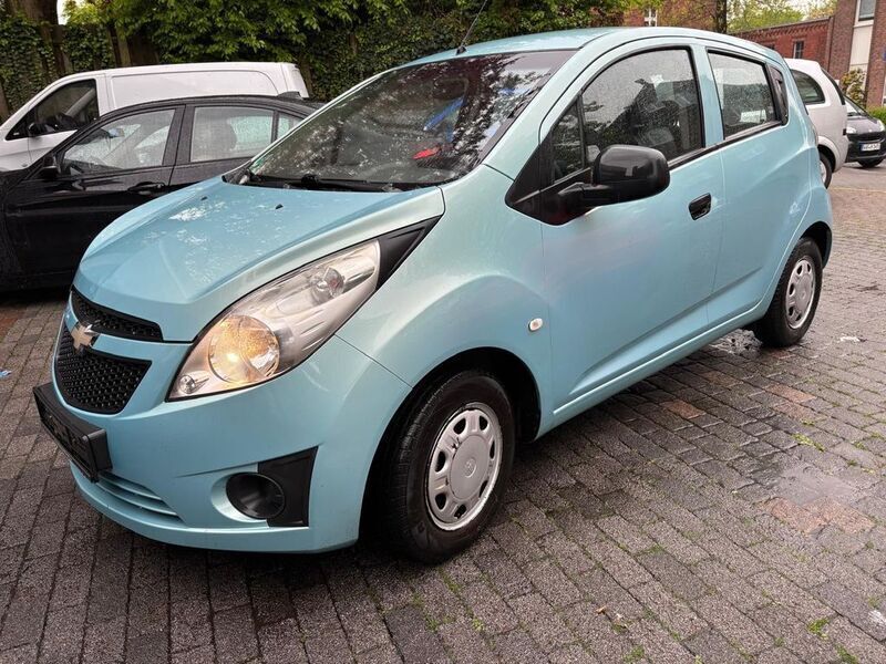 Violet Gebraucht 2012 Chevrolet Spark Kleinwagen | 2.195 € (Fairer Preis) - Bild 1/4