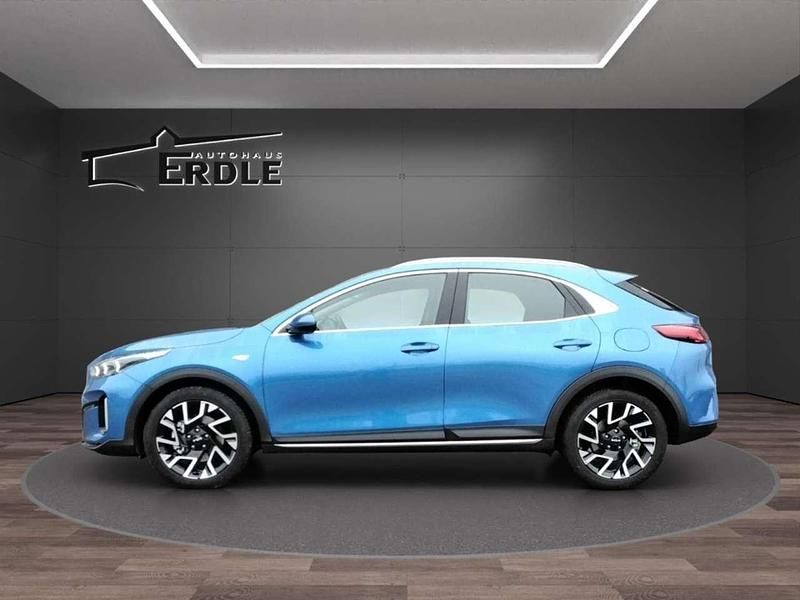 Neu Kia XCeed Vision 150 PS (110 kW) 2025 Blau SUV