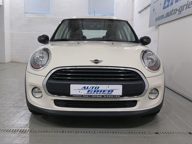 Gebraucht Mini One D 95 PS (69 kW) 2018 Grau Kleinwagen