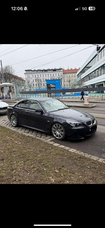 Gebraucht BMW 530 218 PS (160 kW) 2004 Blau Limousine