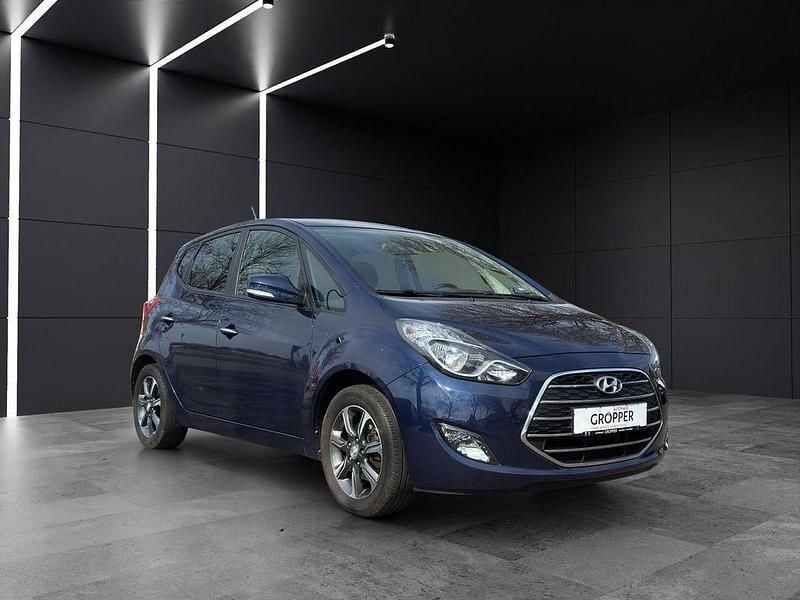 Gebraucht Hyundai ix20 Space Plus 125 PS (91 kW) 2019 Blau Kleinwagen