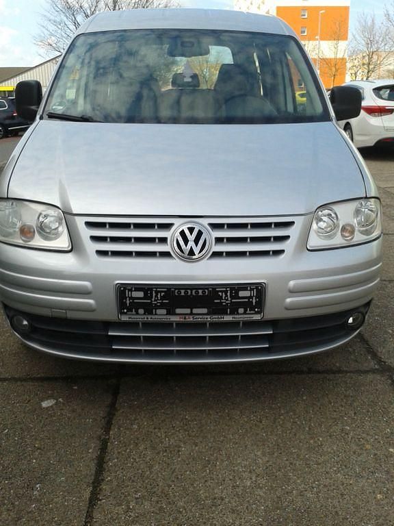 Gebraucht VW Caddy Style 80 PS (58 kW) 2009 Silber Van / Kleinbus