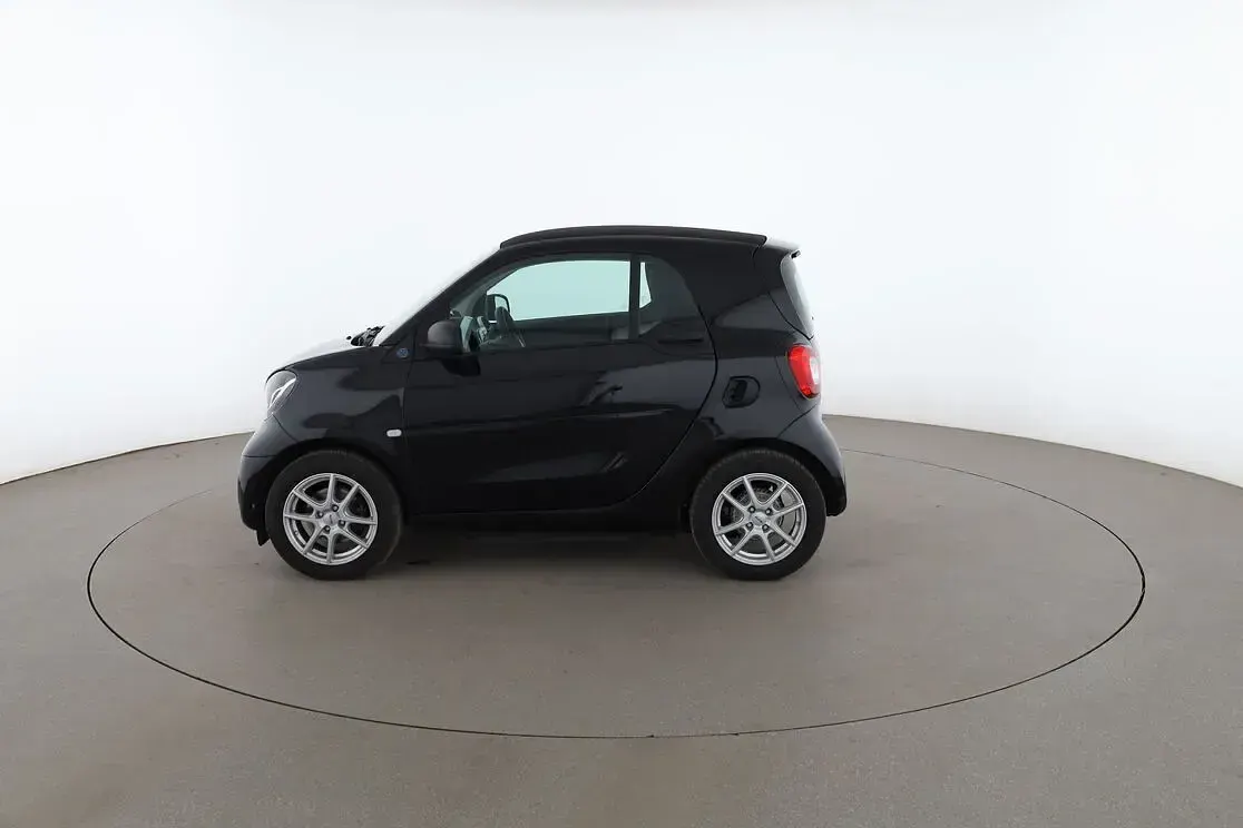 Gebraucht Smart ForTwo Coupé 60 kW (82 PS) 2020 Schwarz Kleinwagen