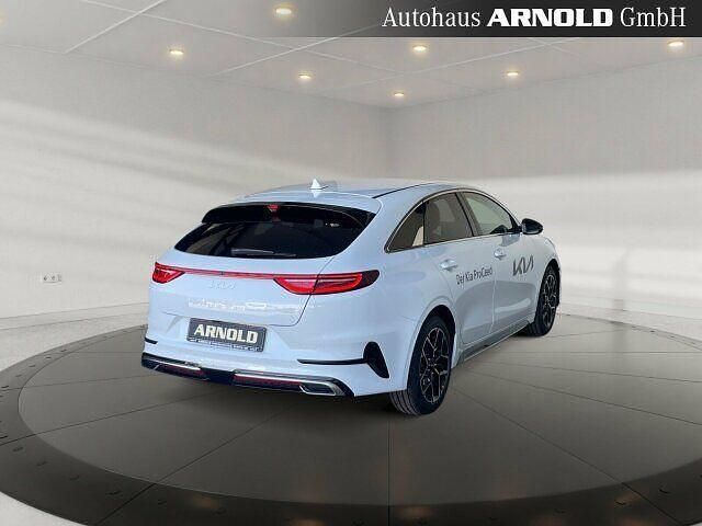 Gebraucht Kia ProCeed GT-Line 140 PS (102 kW) 2024 Schwarz (carraraweiß) Kleinwagen