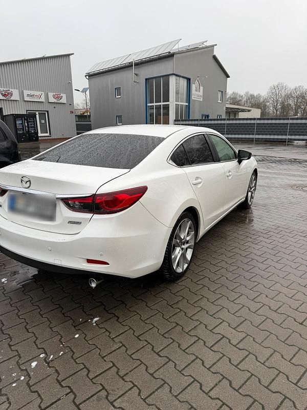 Second-hand Mazda 6 175 CP (128 kW) 2014 Alb Berlinǎ