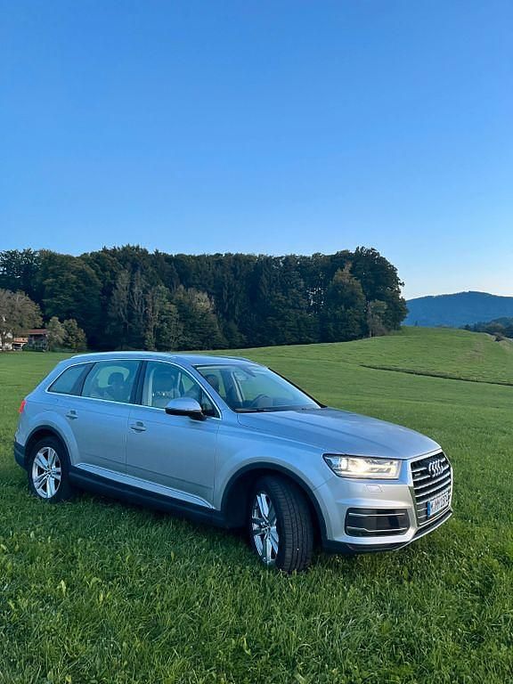 Gebraucht Audi Q7 Ambiente 218 PS (160 kW) 2016 Grau SUV