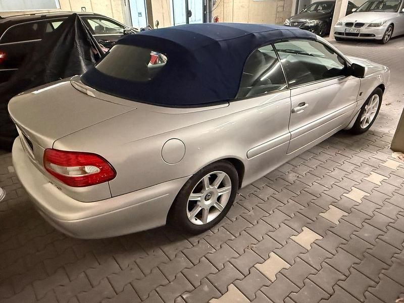 Gebraucht Volvo C70 163 PS (119 kW) 2002 Silber Cabrio