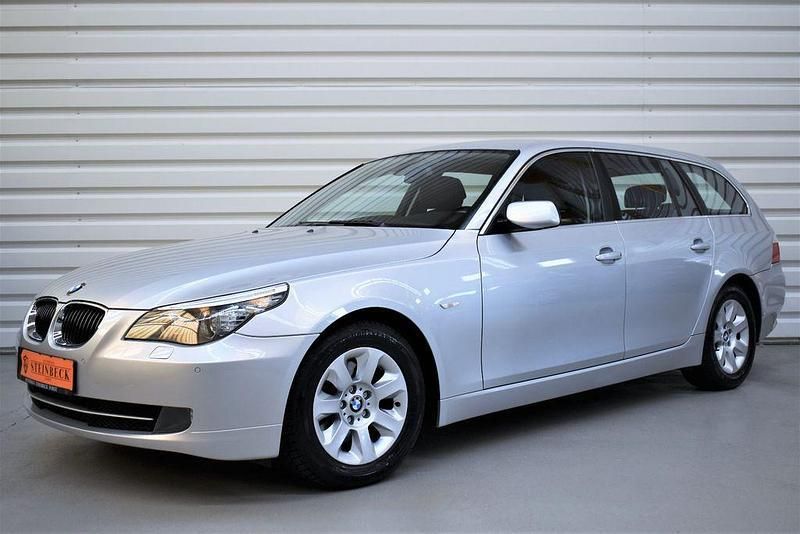 Gebraucht BMW 525 Advantage 218 PS (160 kW) 2007 Silber Kombi