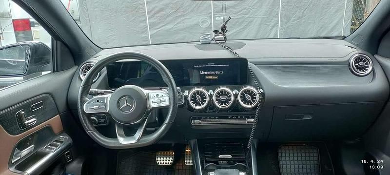 Second-hand Mercedes GLA250 AMG 218 CP (160 kW) 2021 Negru SUV